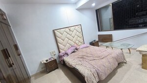 Bedroom in 2 BHK Apartment at Prabhadevi – for Rent