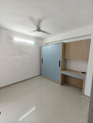 Room in 3 BHK Apartment at Signature Global The Roselia, Sector 95a – for Sale