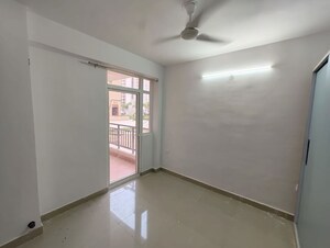 Room in 3 BHK Apartment at Signature Global The Roselia, Sector 95a – for Sale