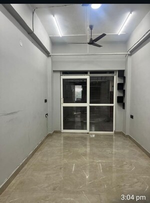  Office Space – Entrance View at One Mart Mall, Vasundhara Sector 6 - for Sale