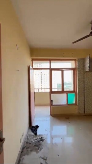 Room in 2 BHK Apartment at Nitishree Aura Chimera, Raj Nagar Extension – for Rent