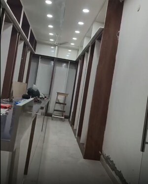  Shop For Sale in Chattarpur