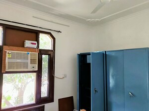 Building Lobby in 1 RK Builder Floor at Sector 42 – for Rent