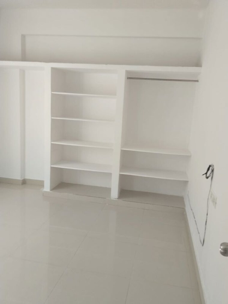 Room, banjara hills 3 Bedroom 1600 Sq.Ft. Apartment In Banjara Hills Hyderabad 10694486