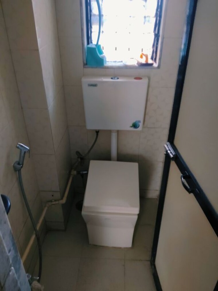 Attached Bathroom, mangal-pushp-height 2 Bedroom 600 Sq.Ft. Apartment In Bhayandar West Thane 10694457