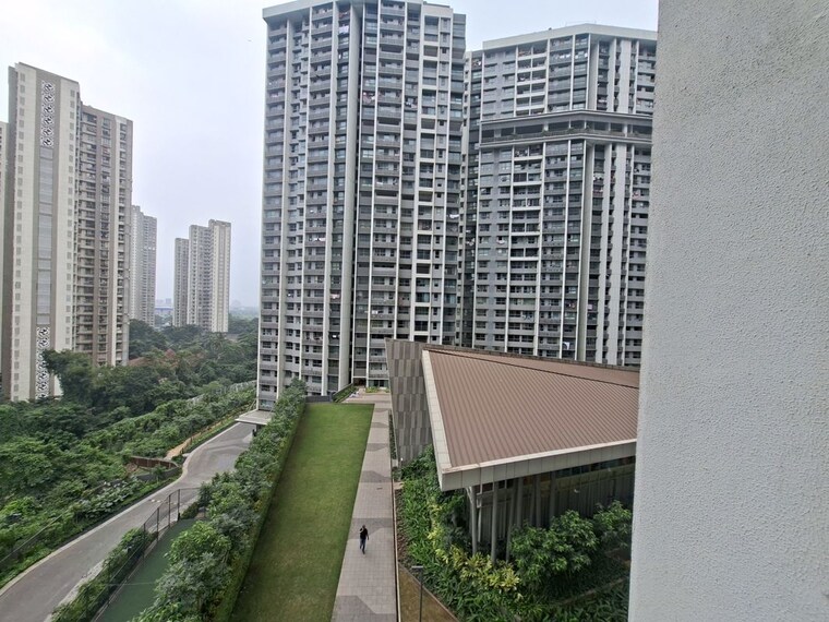 Balcony, kalpataru-immensa-c 2 Bedroom 761 Sq.Ft. Apartment In Kolshet Road Thane 10694514