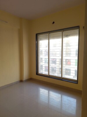 Room in 1 BHK Apartment at Navkar Building, Nalasopara West – for Rent