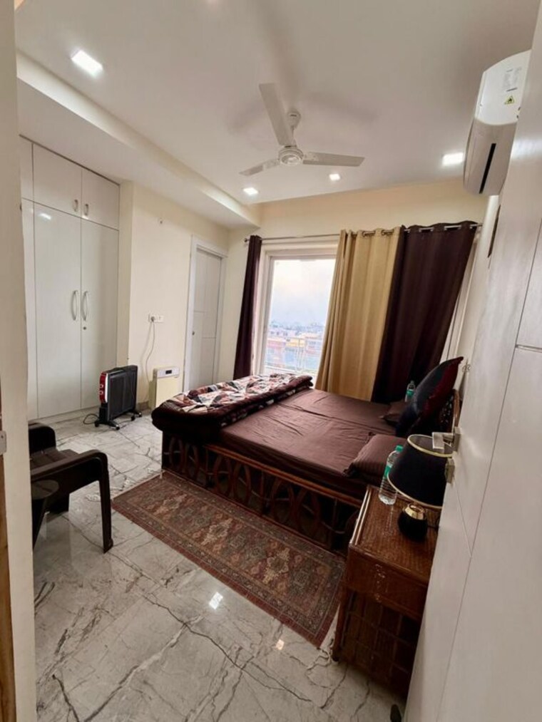 Bedroom, sector 17 3 Bedroom 2250 Sq.Ft. Builder Floor In Sector 17 Panchkula 10694554