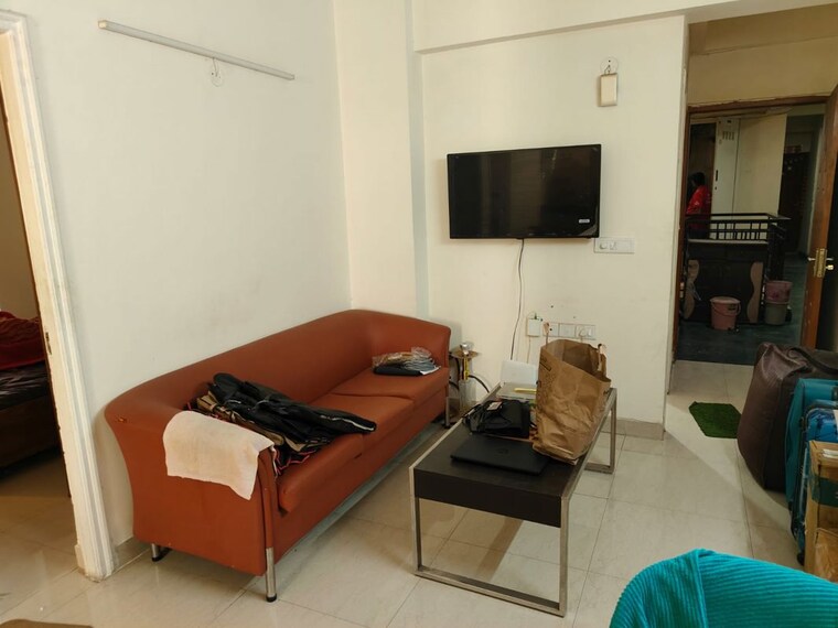 Living Room, shree-vardhman-mantra 2 Bedroom 880 Sq.Ft. Apartment In Sector 67 Gurgaon 10694519