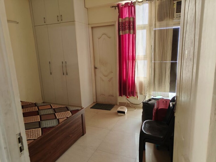 Bathroom, shree-vardhman-mantra 2 Bedroom 880 Sq.Ft. Apartment In Sector 67 Gurgaon 10694519