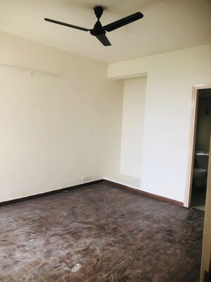 Room in 3 BHK Apartment at Amolik Sankalp, Sector 85 – for Rent