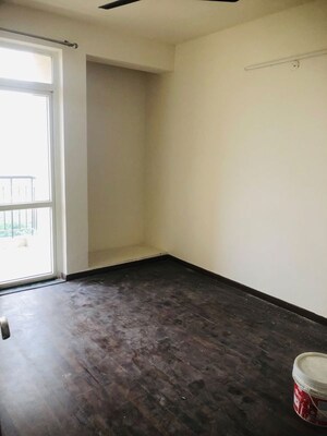 Room in 3 BHK Apartment at Amolik Sankalp, Sector 85 – for Rent