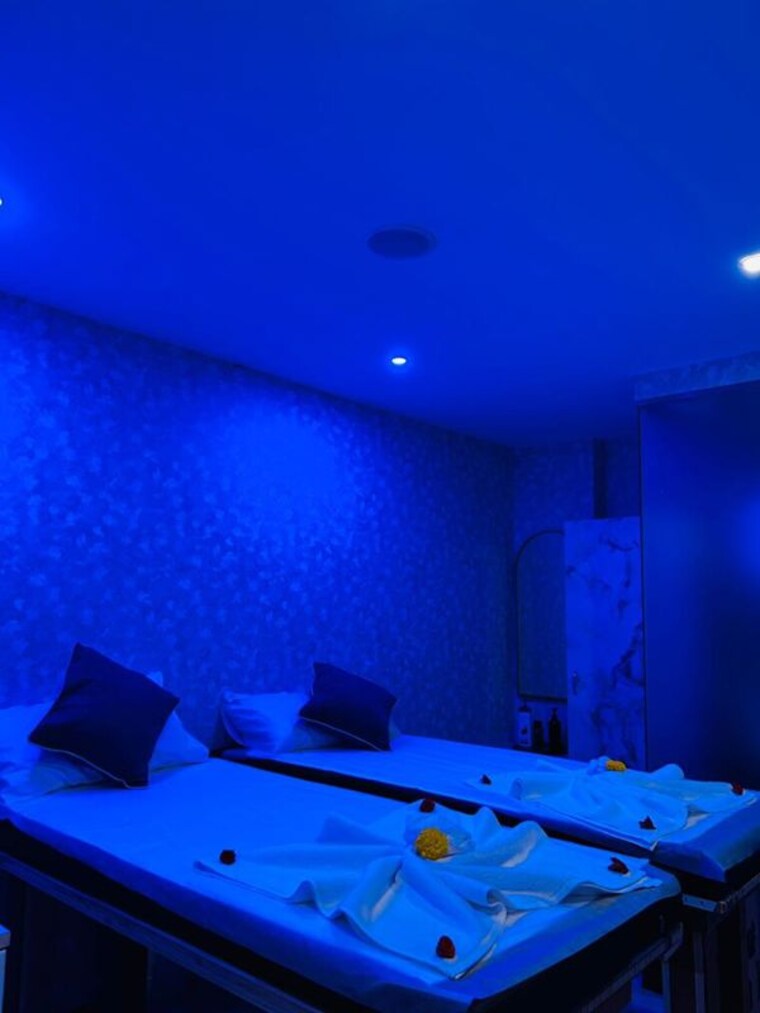 Swimming Pool, indiranagar 6+ Bedroom 3000 Sq.Ft. Apartment In Indiranagar Bangalore 10694584