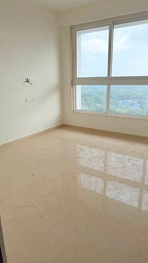 Room in 2 BHK Apartment at Group Satellite Elegance, Goregaon East – for Rent