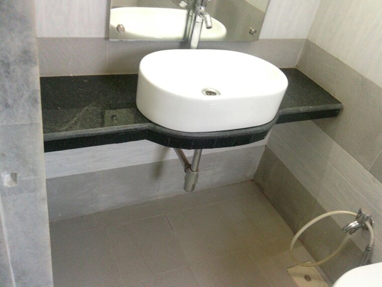 Bathroom, kolshet road Pg For Boys In Kolshet Road 10680397