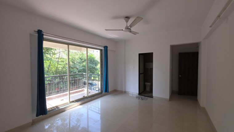 Room, vasant-vihar-complex 3 Bedroom 1076 Sq.Ft. Apartment In Pokhran Road No Two Thane 9303255