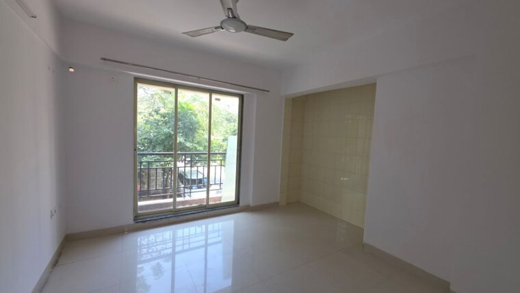 Room, vasant-vihar-complex 3 Bedroom 1076 Sq.Ft. Apartment In Pokhran Road No Two Thane 9303255