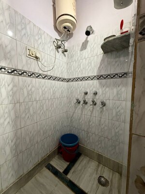 Bathroom in 1 BHK Builder Floor at Subhash Nagar – for Rent
