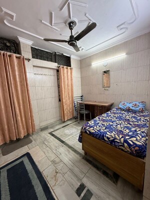 Bedroom in 1 BHK Builder Floor at Subhash Nagar – for Rent
