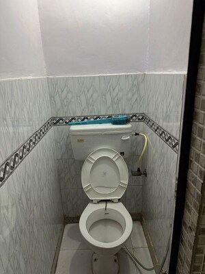 Bathroom in 1 BHK Builder Floor at Subhash Nagar – for Rent