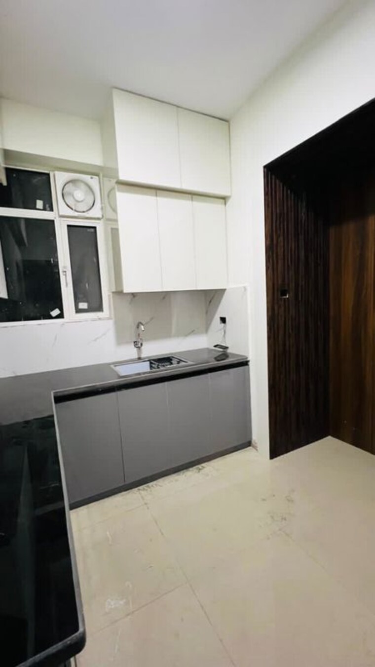 Kitchen, emaar-gurgaon-greens 3 Bedroom 1650 Sq.Ft. Apartment In Sector 102 Gurgaon 10694421