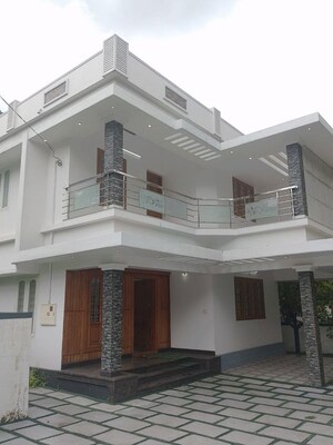 4 BHK Independent House For Sale in Kuttanellur