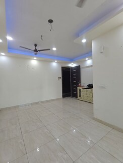 3 BHK Apartment For Sale in Gaur City 7th Avenue