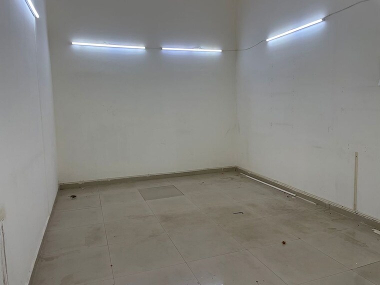 Team Area, rustomjee-eaze-zone-mall Commercial Office Space 227 Sq.Ft. In Malad West Mumbai 10694699
