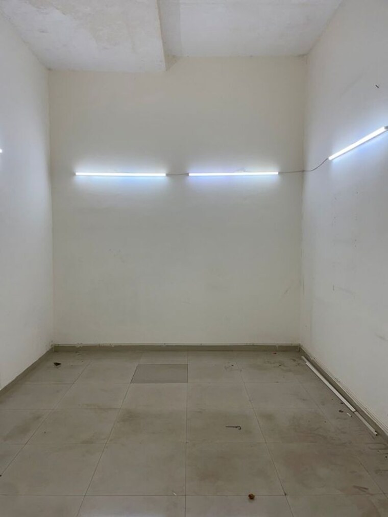 Team Area, rustomjee-eaze-zone-mall Commercial Office Space 227 Sq.Ft. In Malad West Mumbai 10694699