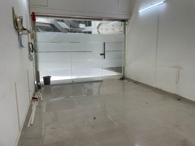 Team Area, rustomjee-eaze-zone-mall Commercial Office Space 227 Sq.Ft. In Malad West Mumbai 10694699