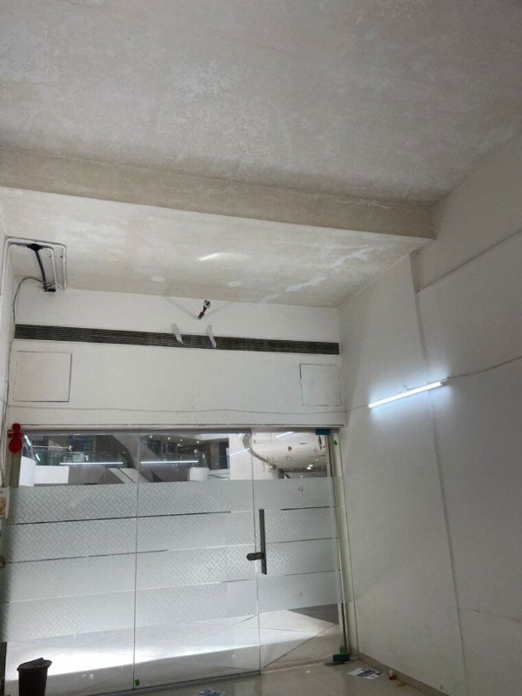 undefined, rustomjee-eaze-zone-mall Commercial Office Space 227 Sq.Ft. In Malad West Mumbai 10694699
