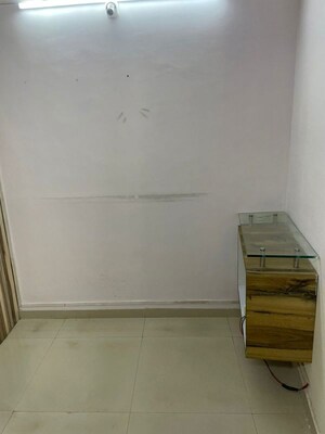 Furnished Amenities in  Office Space at Rustomjee Eaze Zone Mall, Malad West – for Rent
