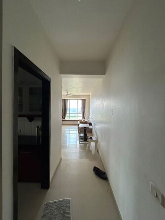 2.5 BHK +  1100 Sq.Ft. Apartment in Oberoi Realty Woods