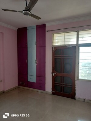 3 BHK Apartment For Rent in Eldeco Elegante, Vibhuti Khand