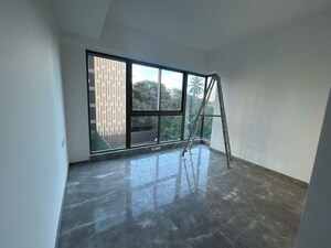 Room in 2 BHK Apartment at Piramal Aranya, Byculla – for Rent