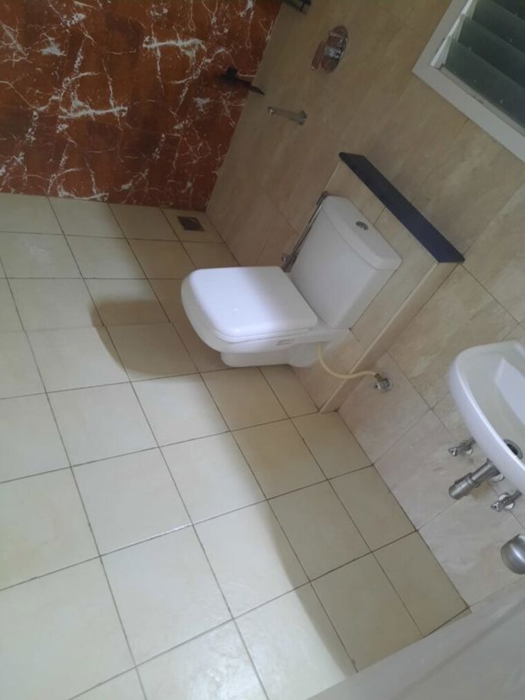 Bathroom, mantri-webcity 3 Bedroom 1740 Sq.Ft. Apartment In Hennur Road Bangalore 10694744