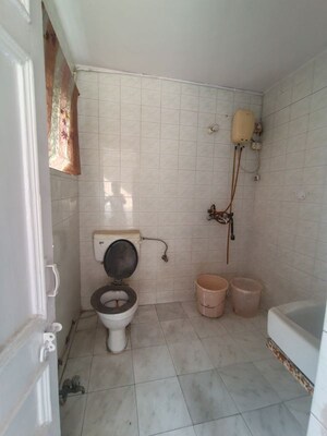 Furnished Amenities in 1 BHK Builder Floor at Malviya Nagar – for Rent