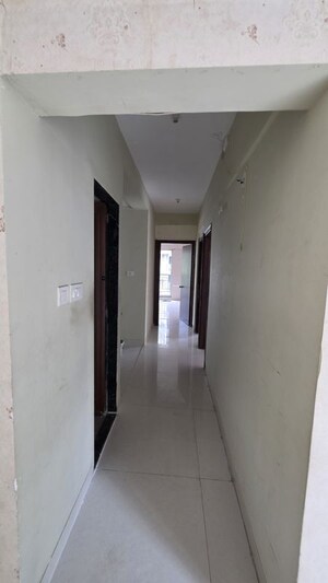 Furnished Amenities in 3 BHK Apartment at Tulsidham Complex, Kapur Bawdi – for Rent