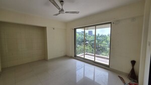 Room in 3 BHK Apartment at Tulsidham Complex, Kapur Bawdi – for Rent