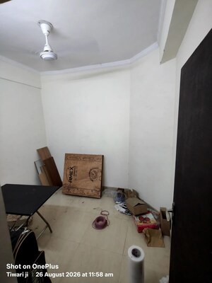 Study Room in 2.5 BHK Apartment at Mahagun Moderne, Sector 78 – for Rent