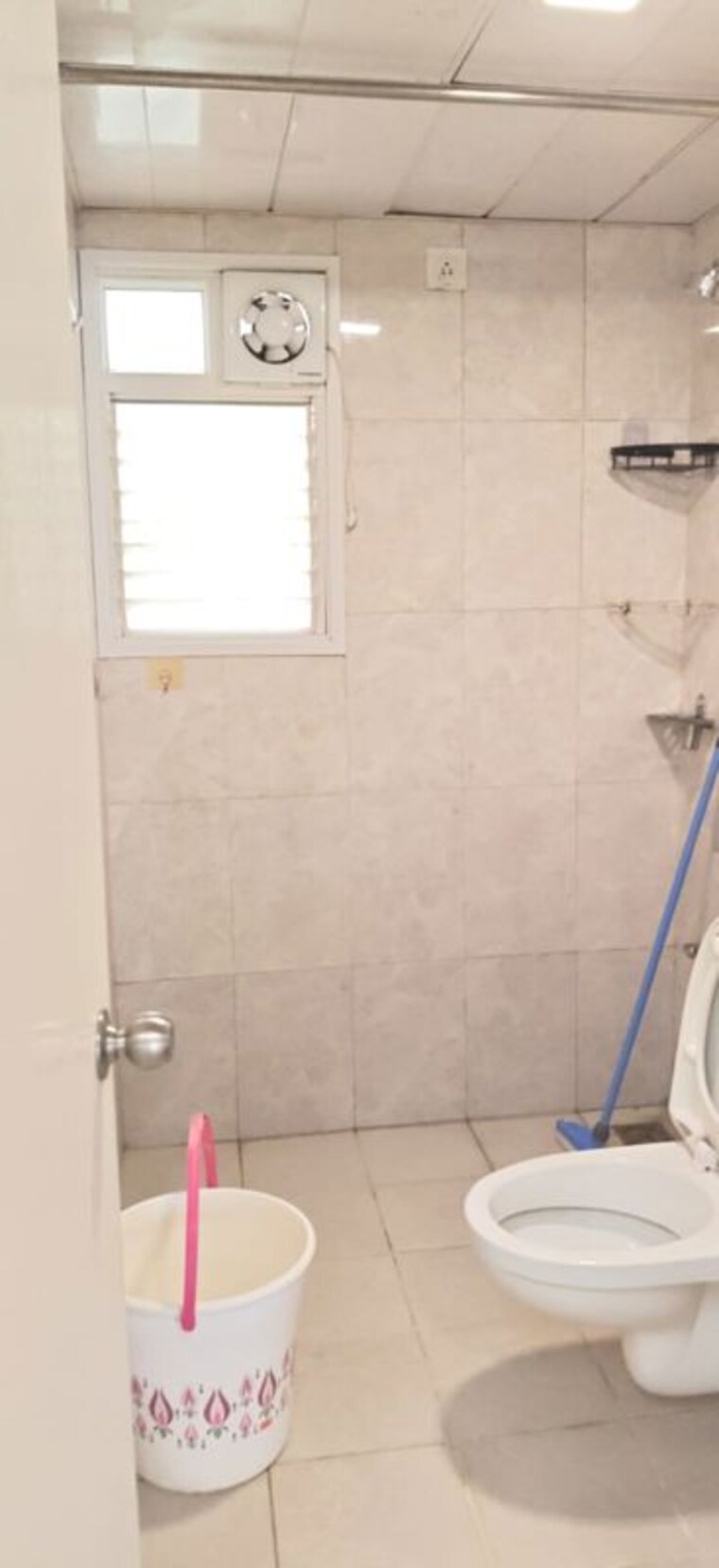 Bathroom, mantri-webcity 2.5 Bedroom 1400 Sq.Ft. Apartment In Hennur Road Bangalore 10694767