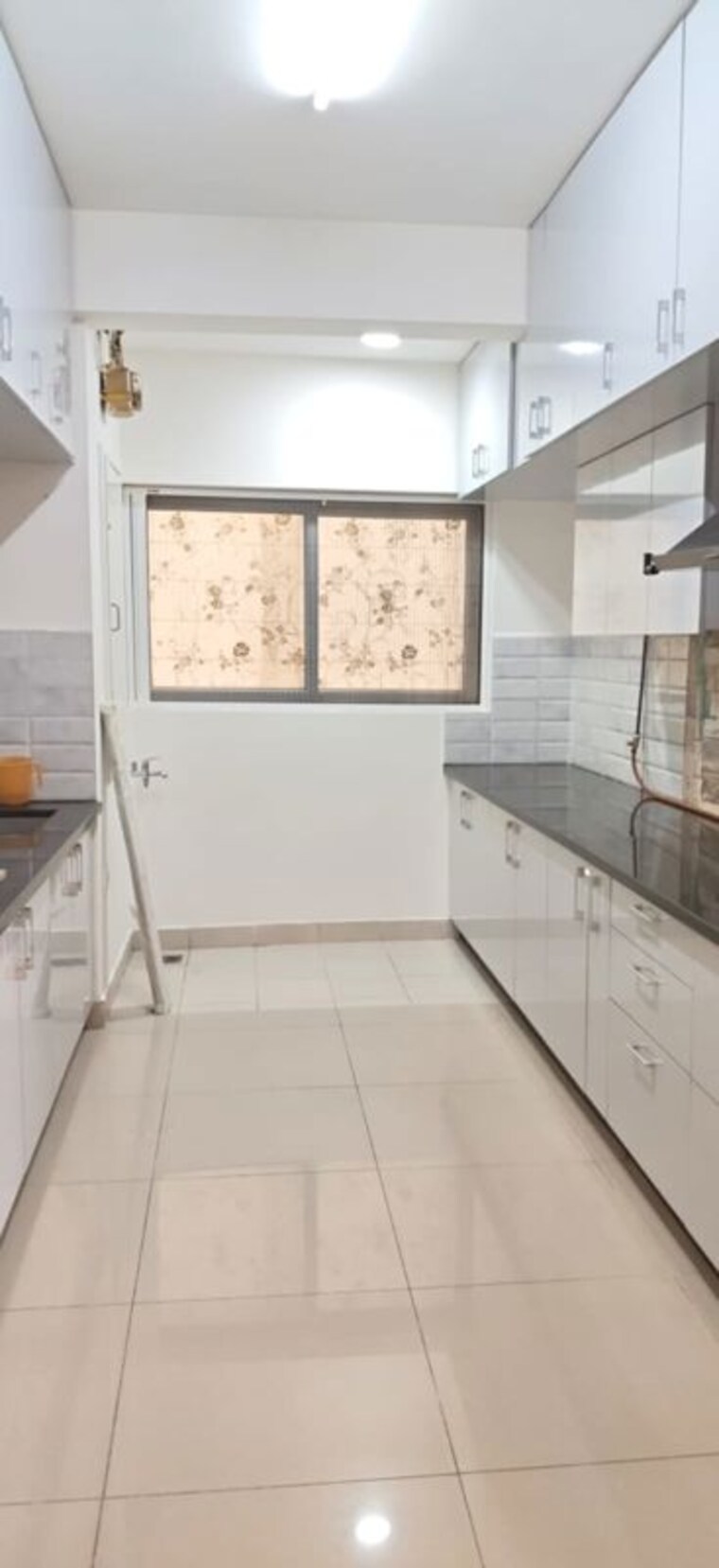 Kitchen, mantri-webcity 2.5 Bedroom 1400 Sq.Ft. Apartment In Hennur Road Bangalore 10694767