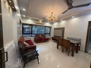 3 BHK Apartment For Rent in Khar West