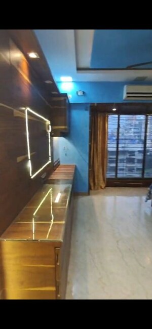 Room in 1 BHK Apartment at Shivaji Park – for Rent