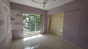 Room in 3 BHK Apartment at Tulsidham Trinity CHS, Kapur Bawdi – for Rent