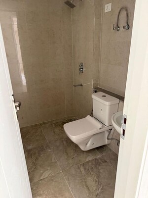 Bathroom in 2 BHK Apartment at Eldeco Live By The Greens, Sector 150 – for Rent