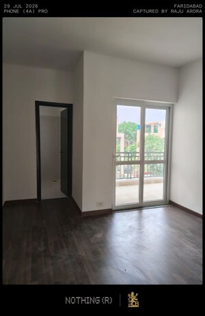 Room in 3 BHK Apartment at BPTP Park Elite Floors, Sector 85 – for Sale
