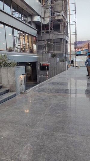 Parking in  Shop at SKA Arcadia, Wave City – for Sale