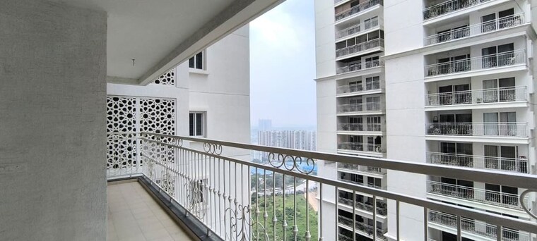 Balcony, prestige-beverly-hills 3 Bedroom 1796 Sq.Ft. Apartment In Kokapet Hyderabad 10694820