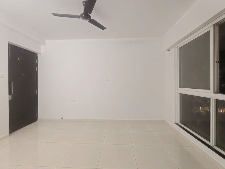 Bedroom, godrej-emerald 1.5 Bedroom 600 Sq.Ft. Apartment In Ghodbunder Road Thane 10694827